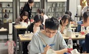 陶瓷艺术学院组织学生到景德镇崔迪器陶瓷有限公司参加绘画测试